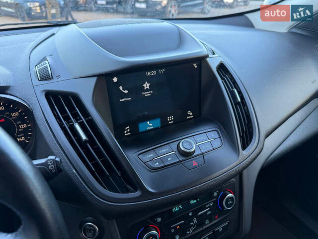 Черный Форд Эскейп, объемом двигателя 1.5 л и пробегом 147 тыс. км за 12600 $, фото 47 на Automoto.ua