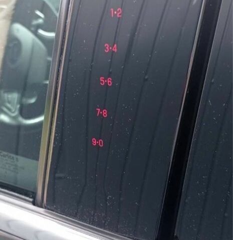 Черный Форд Эскейп, объемом двигателя 2 л и пробегом 98 тыс. км за 8900 $, фото 7 на Automoto.ua