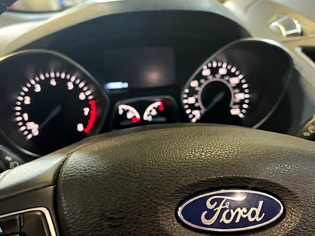 Форд Эскейп 2018 в Одессе на Automoto.ua Черный Форд Эскейп, объемом двигателя 1.5 л и пробегом 76 тыс. км за 15999 $, фото 4 на Automoto.ua