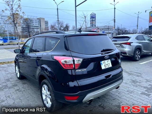 Форд Эскейп 2018 в Одессе на Automoto.ua Черный Форд Эскейп, объемом двигателя 1.5 л и пробегом 76 тыс. км за 15999 $, фото 2 на Automoto.ua