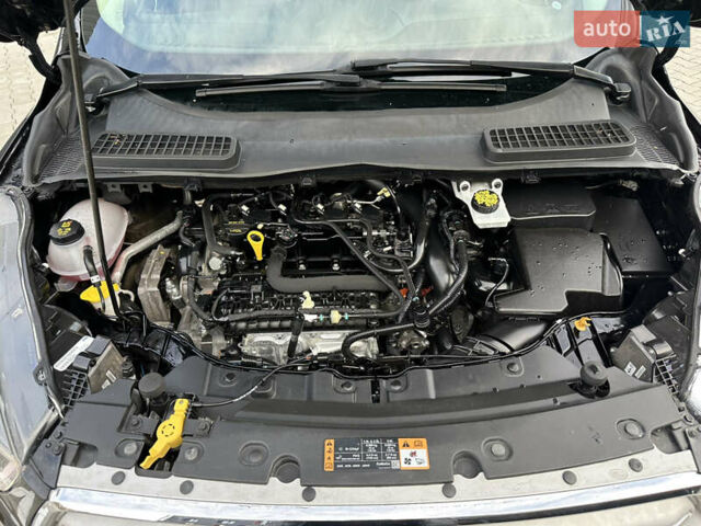 Черный Форд Эскейп, объемом двигателя 1.5 л и пробегом 142 тыс. км за 12990 $, фото 67 на Automoto.ua