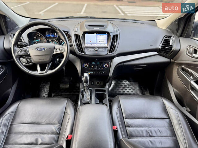 Черный Форд Эскейп, объемом двигателя 1.5 л и пробегом 143 тыс. км за 12999 $, фото 41 на Automoto.ua