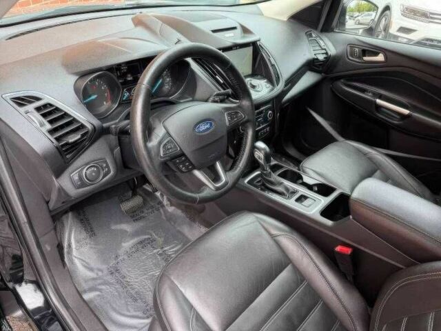 Черный Форд Эскейп, объемом двигателя 2 л и пробегом 99 тыс. км за 3500 $, фото 10 на Automoto.ua