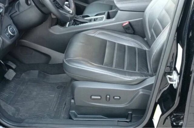 Черный Форд Эскейп, объемом двигателя 2 л и пробегом 98 тыс. км за 8900 $, фото 3 на Automoto.ua