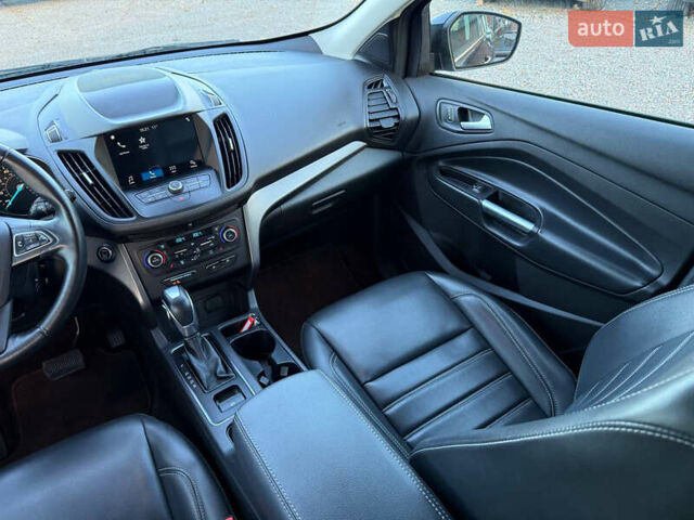 Черный Форд Эскейп, объемом двигателя 1.5 л и пробегом 147 тыс. км за 12600 $, фото 54 на Automoto.ua