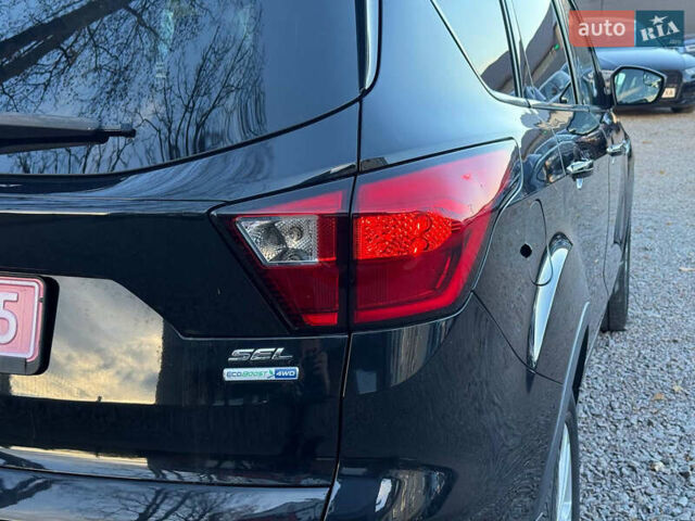 Черный Форд Эскейп, объемом двигателя 1.5 л и пробегом 147 тыс. км за 12600 $, фото 14 на Automoto.ua