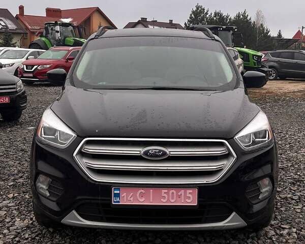 Чорний Форд Ескейп, об'ємом двигуна 1.5 л та пробігом 245 тис. км за 11499 $, фото 1 на Automoto.ua