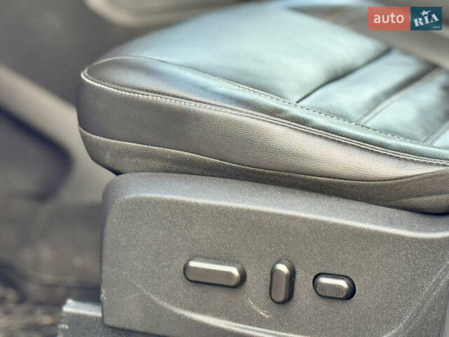 Черный Форд Эскейп, объемом двигателя 1.5 л и пробегом 143 тыс. км за 12999 $, фото 36 на Automoto.ua