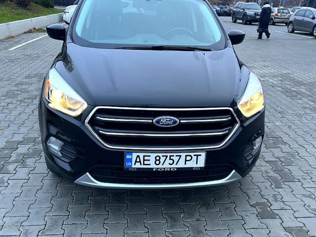 Форд Эскейп 2018 в Одессе на Automoto.ua Черный Форд Эскейп, объемом двигателя 1.5 л и пробегом 76 тыс. км за 15999 $, фото 1 на Automoto.ua