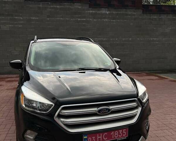 Чорний Форд Ескейп, об'ємом двигуна 1.5 л та пробігом 165 тис. км за 13100 $, фото 2 на Automoto.ua