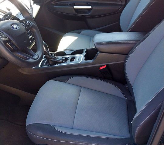 Черный Форд Эскейп, объемом двигателя 1.5 л и пробегом 122 тыс. км за 12350 $, фото 5 на Automoto.ua