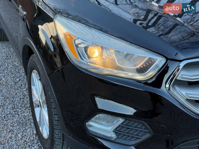 Черный Форд Эскейп, объемом двигателя 1.5 л и пробегом 147 тыс. км за 12600 $, фото 24 на Automoto.ua