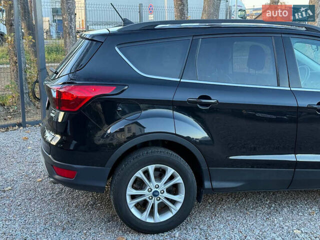 Черный Форд Эскейп, объемом двигателя 1.5 л и пробегом 147 тыс. км за 12600 $, фото 17 на Automoto.ua