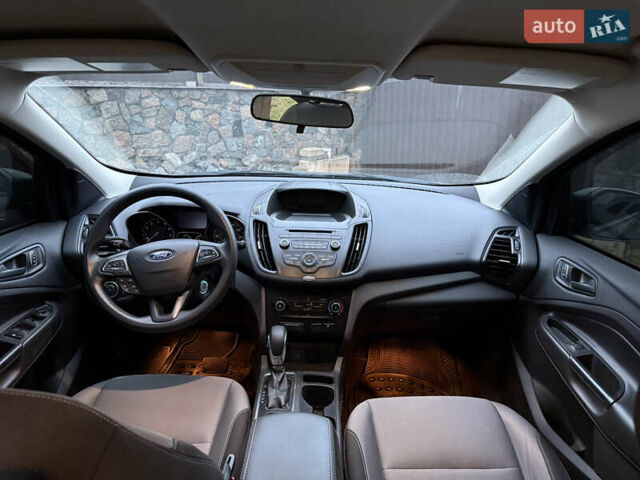 Черный Форд Эскейп, объемом двигателя 2.5 л и пробегом 109 тыс. км за 14400 $, фото 7 на Automoto.ua