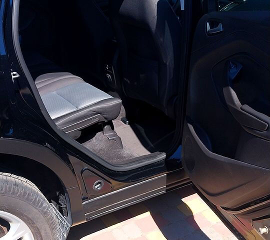 Черный Форд Эскейп, объемом двигателя 1.5 л и пробегом 122 тыс. км за 12350 $, фото 8 на Automoto.ua