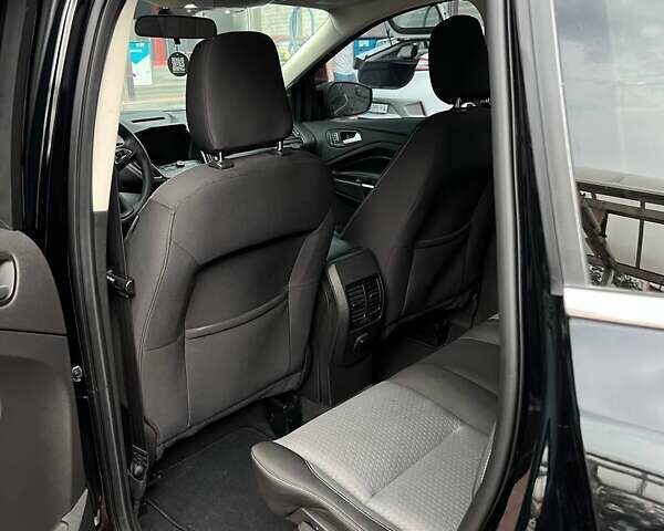 Чорний Форд Ескейп, об'ємом двигуна 1.5 л та пробігом 165 тис. км за 13100 $, фото 18 на Automoto.ua