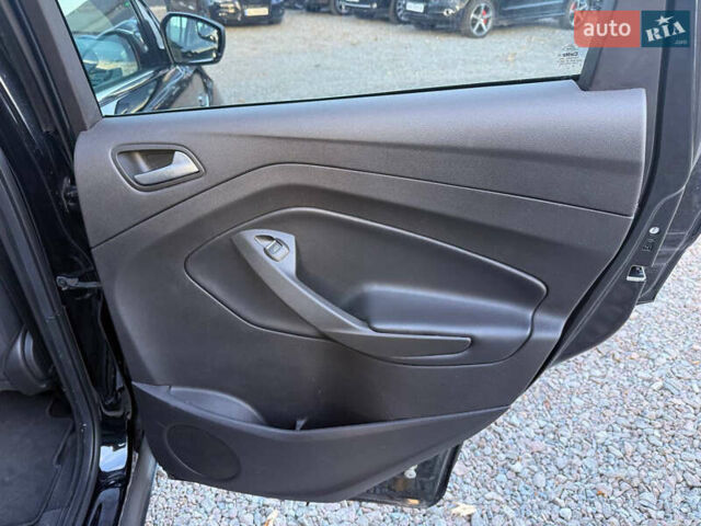 Черный Форд Эскейп, объемом двигателя 1.5 л и пробегом 147 тыс. км за 12600 $, фото 56 на Automoto.ua