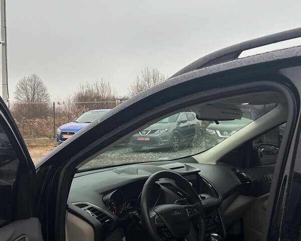 Чорний Форд Ескейп, об'ємом двигуна 1.5 л та пробігом 245 тис. км за 11499 $, фото 13 на Automoto.ua