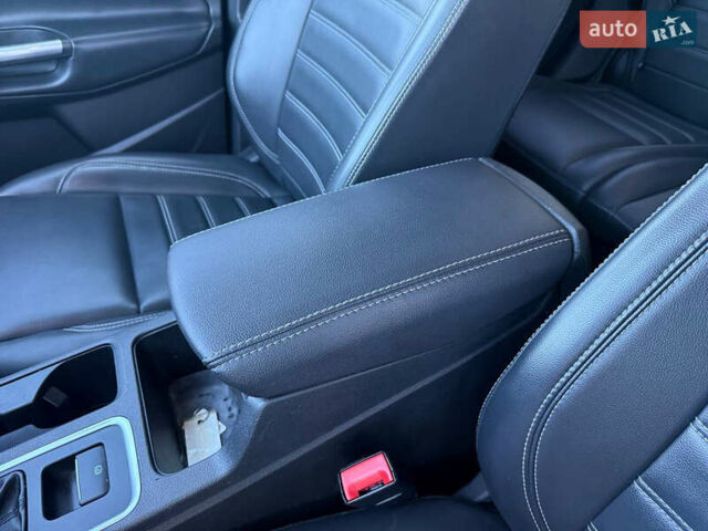 Черный Форд Эскейп, объемом двигателя 1.5 л и пробегом 147 тыс. км за 12600 $, фото 42 на Automoto.ua