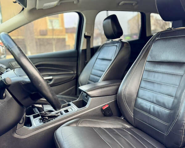 Черный Форд Эскейп, объемом двигателя 1.5 л и пробегом 143 тыс. км за 12999 $, фото 38 на Automoto.ua