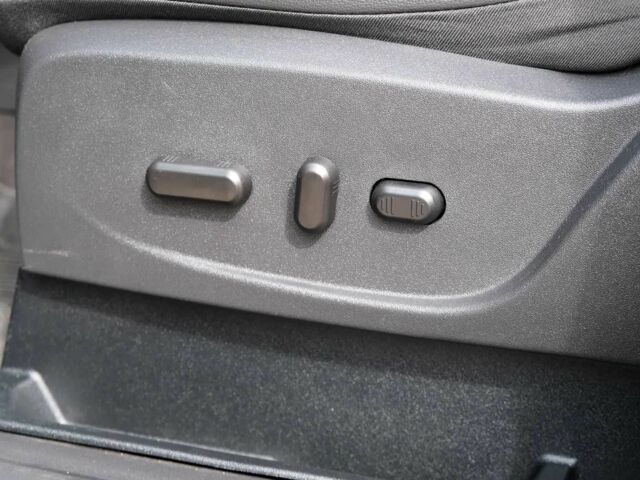 Черный Форд Эскейп, объемом двигателя 2 л и пробегом 89 тыс. км за 9000 $, фото 14 на Automoto.ua