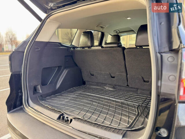 Черный Форд Эскейп, объемом двигателя 1.5 л и пробегом 143 тыс. км за 12999 $, фото 63 на Automoto.ua