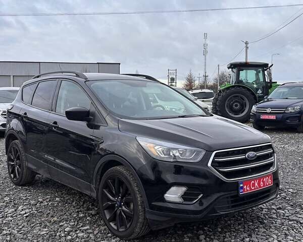 Черный Форд Эскейп, объемом двигателя 1.5 л и пробегом 189 тыс. км за 11499 $, фото 2 на Automoto.ua