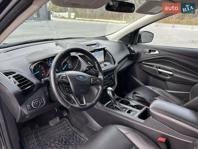 Черный Форд Эскейп, объемом двигателя 1.5 л и пробегом 142 тыс. км за 12990 $, фото 28 на Automoto.ua