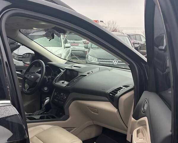 Чорний Форд Ескейп, об'ємом двигуна 1.5 л та пробігом 245 тис. км за 11499 $, фото 9 на Automoto.ua