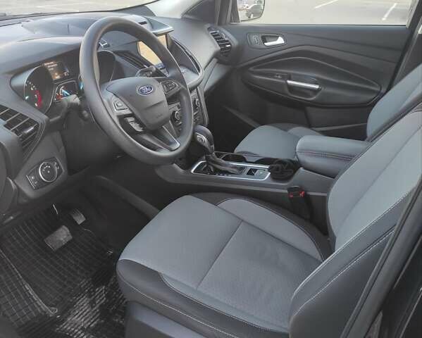 Черный Форд Эскейп, объемом двигателя 1.5 л и пробегом 119 тыс. км за 14500 $, фото 8 на Automoto.ua