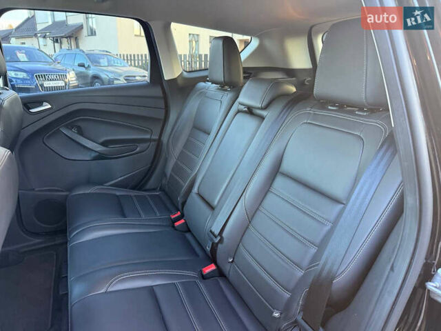 Черный Форд Эскейп, объемом двигателя 1.5 л и пробегом 147 тыс. км за 12600 $, фото 51 на Automoto.ua