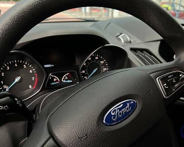 Чорний Форд Ескейп, об'ємом двигуна 1.5 л та пробігом 165 тис. км за 13100 $, фото 21 на Automoto.ua