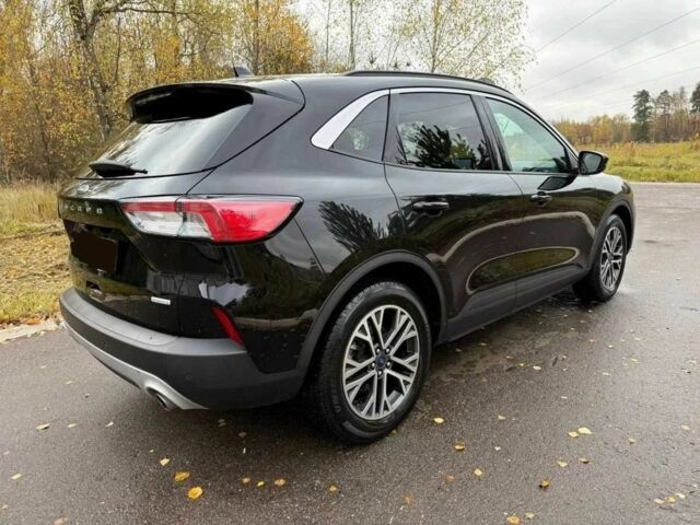 Черный Форд Эскейп, объемом двигателя 1.5 л и пробегом 90 тыс. км за 15000 $, фото 6 на Automoto.ua