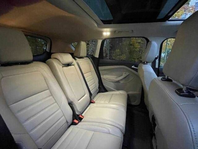 Чорний Форд Ескейп, об'ємом двигуна 1.6 л та пробігом 82 тис. км за 8300 $, фото 6 на Automoto.ua