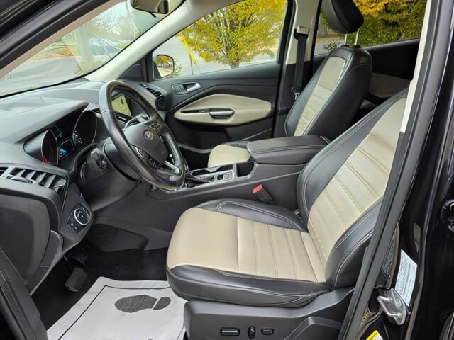 Черный Форд Эскейп, объемом двигателя 1.5 л и пробегом 47 тыс. км за 8700 $, фото 7 на Automoto.ua