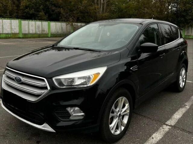 Черный Форд Эскейп, объемом двигателя 2 л и пробегом 88 тыс. км за 10000 $, фото 1 на Automoto.ua