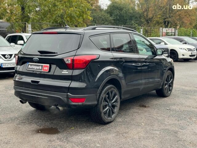 Чорний Форд Ескейп, об'ємом двигуна 1.5 л та пробігом 147 тис. км за 14390 $, фото 5 на Automoto.ua