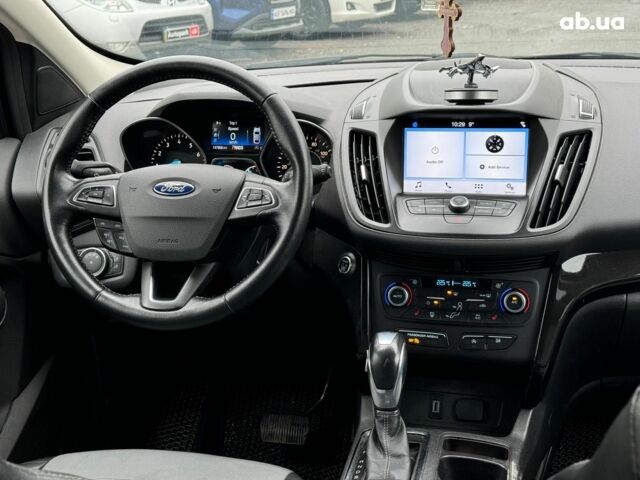 Чорний Форд Ескейп, об'ємом двигуна 1.5 л та пробігом 147 тис. км за 14390 $, фото 22 на Automoto.ua