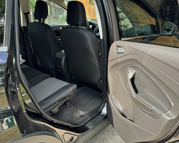 Черный Форд Эскейп, объемом двигателя 1.5 л и пробегом 51 тыс. км за 12000 $, фото 10 на Automoto.ua