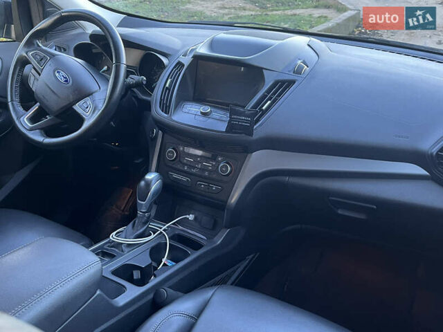 Черный Форд Эскейп, объемом двигателя 1.5 л и пробегом 163 тыс. км за 14500 $, фото 8 на Automoto.ua