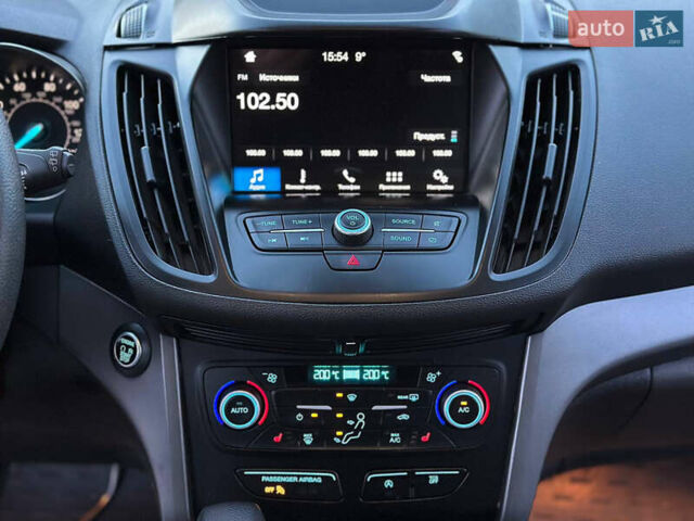 Чорний Форд Ескейп, об'ємом двигуна 1.5 л та пробігом 55 тис. км за 11700 $, фото 20 на Automoto.ua
