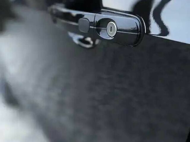 Черный Форд Эскейп, объемом двигателя 1.5 л и пробегом 115 тыс. км за 10200 $, фото 13 на Automoto.ua