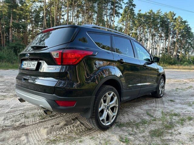 Черный Форд Эскейп, объемом двигателя 2 л и пробегом 126 тыс. км за 15000 $, фото 12 на Automoto.ua
