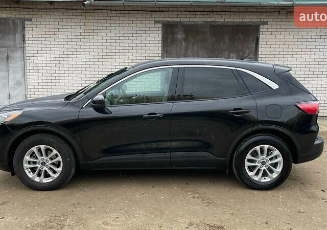 Черный Форд Эскейп, объемом двигателя 0 л и пробегом 154 тыс. км за 15000 $, фото 2 на Automoto.ua