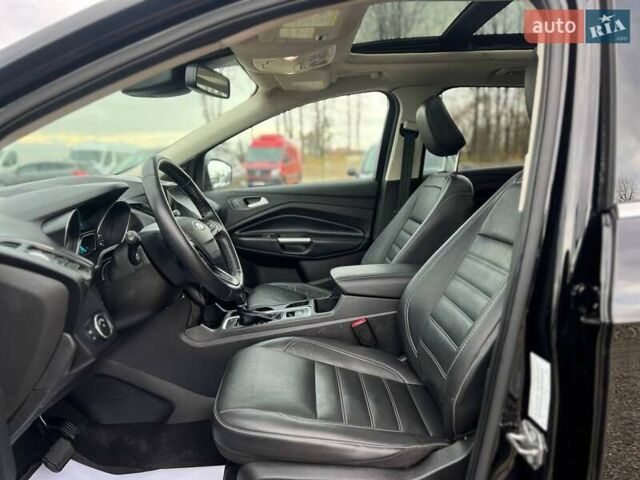 Черный Форд Эскейп, объемом двигателя 2 л и пробегом 137 тыс. км за 14999 $, фото 26 на Automoto.ua