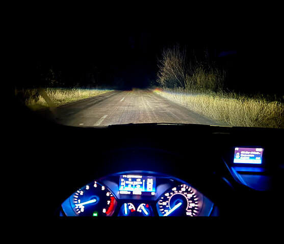 Чорний Форд Ескейп, об'ємом двигуна 2.49 л та пробігом 98 тис. км за 14150 $, фото 13 на Automoto.ua