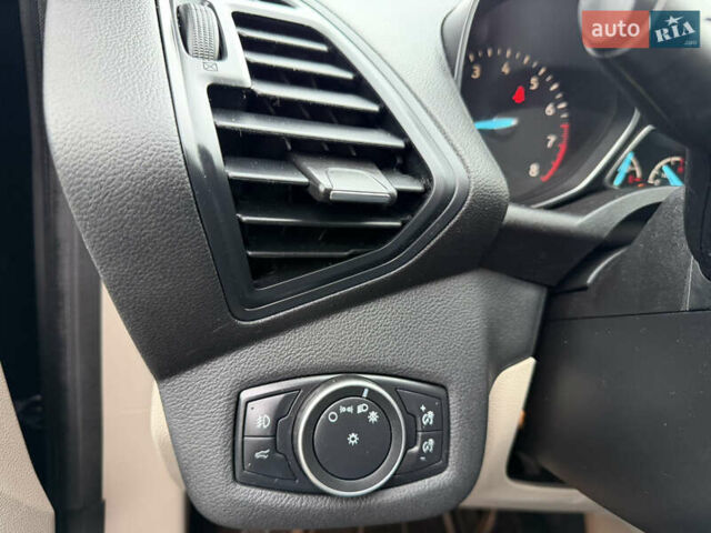 Черный Форд Эскейп, объемом двигателя 1.5 л и пробегом 214 тыс. км за 10000 $, фото 19 на Automoto.ua