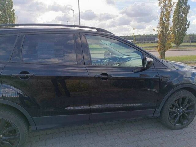 Черный Форд Эскейп, объемом двигателя 1.5 л и пробегом 99 тыс. км за 8300 $, фото 5 на Automoto.ua