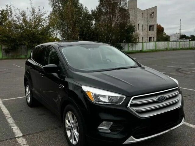 Черный Форд Эскейп, объемом двигателя 2 л и пробегом 88 тыс. км за 10000 $, фото 2 на Automoto.ua