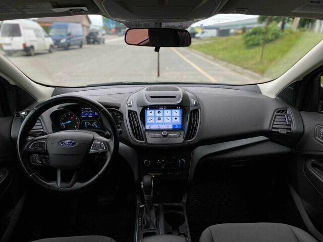 Черный Форд Эскейп, объемом двигателя 2.5 л и пробегом 61 тыс. км за 12990 $, фото 15 на Automoto.ua